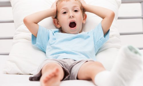 Ατελής οστεογένεση στα παιδιά: Τι είναι και πώς αντιμετωπίζεται