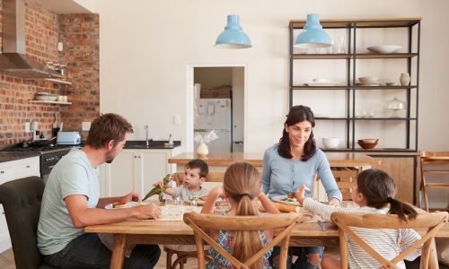 Με αυτό το απλό tip θα μεγαλώσετε έξυπνα και χαρούμενα παιδιά