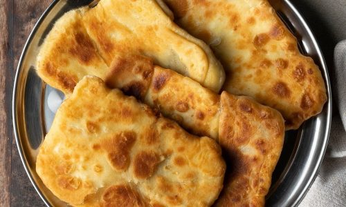 Τυροπιτάρια Ευβοίας με σπιτική ζύμη και φέτα στο τηγάνι