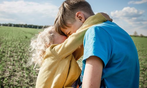 Διαφορά ηλικίας στα αδέρφια; Γιατί δεν πρέπει να σας τρομάζει
