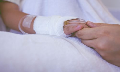 Μικροί επιζώντες, μεγάλες προκλήσεις: Η αθέατη πλευρά του παιδικού καρκίνου