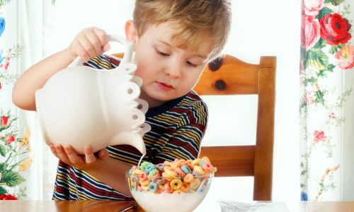 Έρευνα: Τα παιδικά δημητριακά περιέχουν περισσότερη ζάχαρη και λιπαρά τα τελευταία χρόνια
