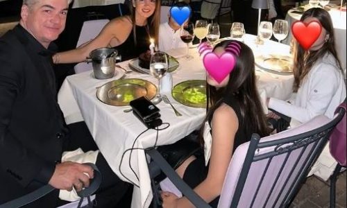 Σταματίνα Τσιμτσιλή: Οικογενειακή έξοδος για τα γενέθλιά της-Η φώτο με τον σύζυγο και τα παιδιά τους