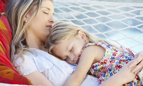 Η εξομολόγηση μιας μαμάς που δεν αντέχει το καλοκαίρι
