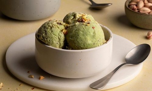 Σπιτική απόλαυση: Εύκολο παγωτό φιστίκι για όλη την οικογένεια