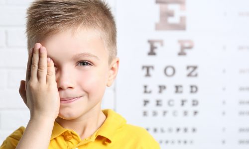 Πρόληψη της μυωπίας στα παιδιά: Τι πρέπει να γνωρίζουν οι γονείς;