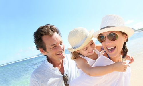 4 πρακτικοί τρόποι για να κάνουν οι εργαζόμενοι γονείς το καλοκαίρι ξεχωριστό για τα παιδιά τους