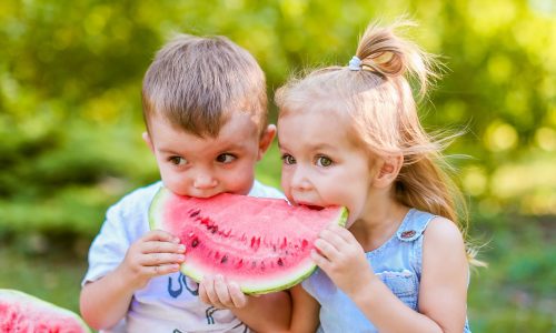 Καλοκαιρινά σνακ για παιδιά: Θρεπτικές επιλογές για τις ζεστές μέρες