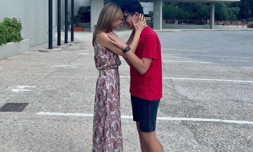 Μαρία Σαράφογλου: «Σε τίποτα δεν σε φτάνω…»- Η συγκινητική ανάρτηση για την αποφοίτηση του γιου της