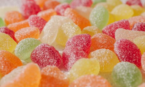 Όταν τα γλυκά κρύβουν κινδύνους: Μία προειδοποίηση για τους γονείς με αφορμή τα ζελεδάκια κάνναβης