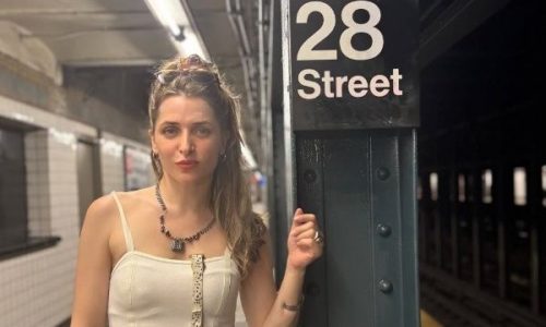 Βασιλική Τρουφάκου: Το ταξίδι στη Νέα Υόρκη με τον γιο της και η θεατρική της στιγμή στο Μανχάταν