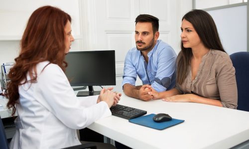 Προσπαθείτε να κάνετε παιδί; Πότε πρέπει να ζητήσετε βοήθεια από ειδικό γονιμότητας;