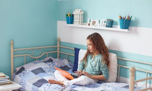7 τρόποι να οργανώσετε το παιδικό δωμάτιο για να ενισχύσετε τη σχολική τους επιτυχία
