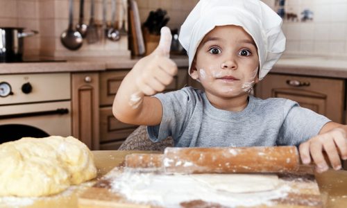 Πώς να φτιάξετε την πιο γρήγορη ζύμη για πίτσα με αλεύρι για όλες τις χρήσεις