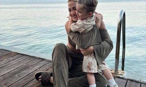 Η Ιωάννα Τούνη μεταμορφώθηκε από δυναμική influencer σε υπεύθυνη μητέρα