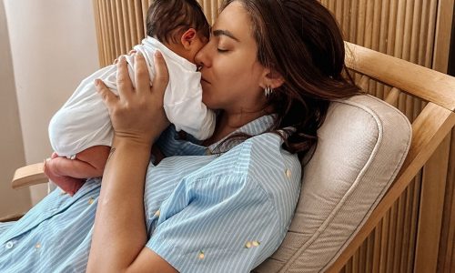 Η πιο τρυφερή αρχή - Οι πρώτες στιγμές της Ευρυδίκης Βαλαβάνη με το μωρό της μέσα στο μαιευτήριο