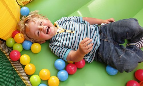 Συμπεριφορά παιδιού 3 ετών: Πώς να κατανοήσετε τις ανάγκες και τα συναισθήματά του