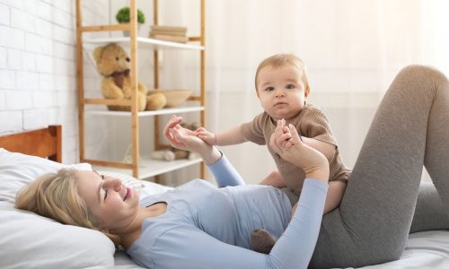 Διάσταση κοιλιακών και κήλη μετά την εγκυμοσύνη: Τι πρέπει να γνωρίζετε