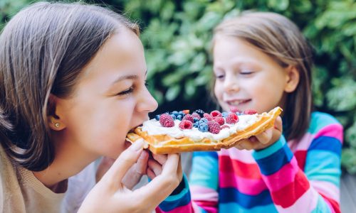 Βάφλες για παιδιά: Εύκολη και υγιεινή συνταγή που όλοι θα λατρέψετε
