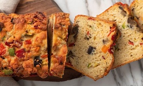 Τι να πάρετε μαζί σας στη θάλασσα; Κέικ με γιαούρτι και ψητά λαχανικά