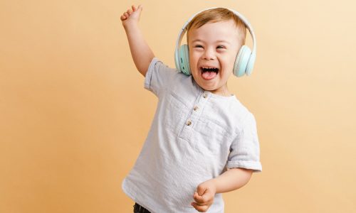 Νέα ελπίδα για τα άτομα με Σύνδρομο Down: Ερευνητές κατάφεραν να αφαιρέσουν το έξτρα χρωμόσωμα 21