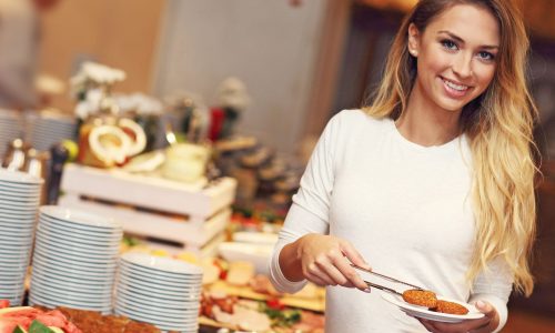 Έξυπνες διατροφικές επιλογές στον μπουφέ ξενοδοχείου