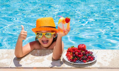 Τελικά, κάνουν καλό τα φρούτα ή έχουν υπερβολική ζάχαρη για τα παιδιά;