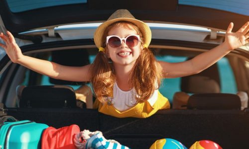 Mum’s tips: Τα must haves για ένα fresh, safe και stylish καλοκαίρι με τα παιδιά