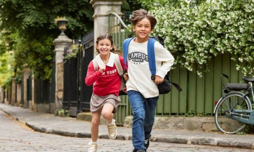 Καλή σχολική χρονιά με ρούχα και σχολικά που θα ανεβάσουν τη διάθεση των μικρών μαθητών!