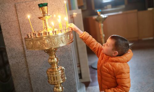 15 Αυγούστου: Πώς να μιλήσετε στα παιδιά σας για την Παναγία