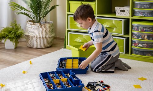 9 έξυπνες ιδέες αποθήκευσης παιχνιδιών που θα κάνουν τη ζωή σου πιο εύκολη