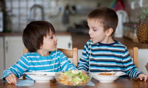 8 απλά και νόστιμα πρωινά που μπορείτε να σερβίρετε και για βραδινό στα παιδιά