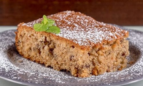 Συνταγή για παραδοσιακή φανουρόπιτα με 9 υλικά