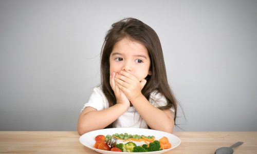 Τέλος διακοπών – Πώς επαναφέρουμε τη διατροφή των παιδιών στη ρουτίνα χωρίς γκρίνια