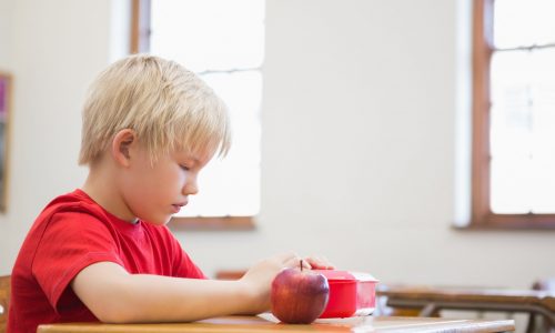 Lunchbox shaming: Μήπως τα παιδιά σας ντρέπονται για το κολατσιό τους στο σχολείο;