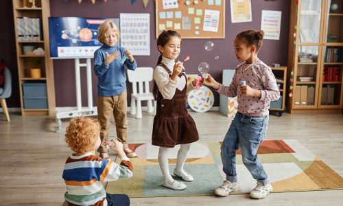 Πώς να κάνετε τη μάθηση διασκεδαστική για τα παιδιά με διαδραστικές δραστηριότητες
