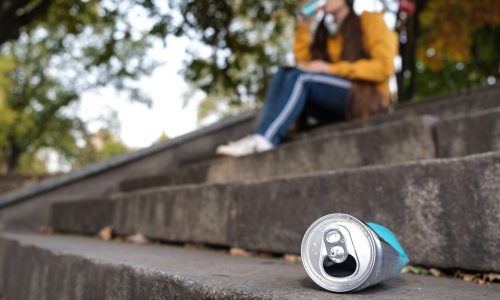 Η Αγγλία προχωρά στην απαγόρευση των ενεργειακών ποτών σε παιδιά κάτω των 16 ετών