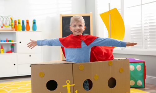 6 αυτοσχέδιες δραστηριότητες για παιδιά από 3 - 8 ετών που θα τα κρατήσουν απασχολημένα για ώρες