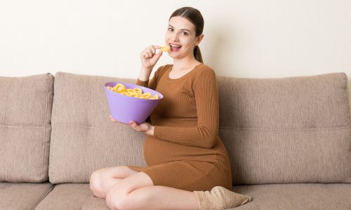 Γιατί δεν είναι πάντα εύκολο να τρώτε υγιεινά στην εγκυμοσύνη; Νέα μελέτη εξηγεί