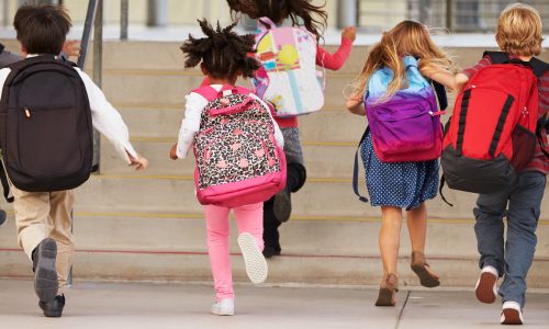 Πρώτο κουδούνι σε όλα τα σχολεία της χώρας: Οι αλλαγές σε διδασκαλία και ύλη