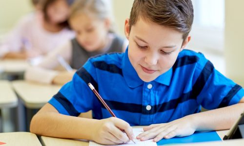 Μικρομάθηση: Τι είναι και πώς βοηθάει στην κατανόηση των σχολικών μαθημάτων;