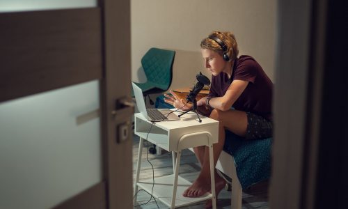 9 πράγματα που οι έφηβοι απεγνωσμένα θέλουν να πουν στους γονείς τους αλλά ποτέ δεν το κάνουν