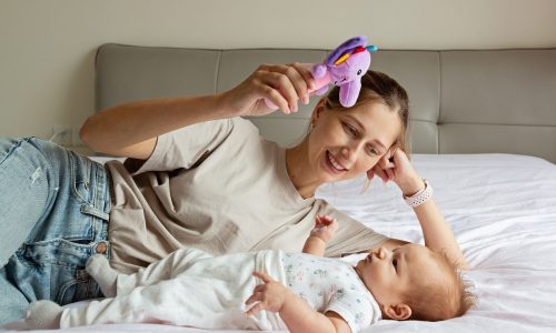 Το μικρό κόλπο που ενισχύει την προσοχή του μωρού σας, σύμφωνα με έρευνα