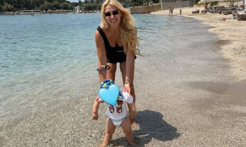 Κωνσταντίνα Σπυροπούλου: Ποια είναι η αγαπημένη δραστηριότητα που κάνει με τους γιους της