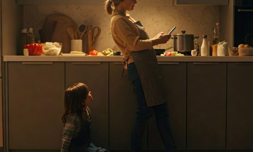 Γιατί το «παίζω μόνος μου» δεν είναι πάντα υγιές για το παιδί