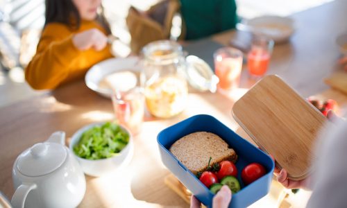 Προετοιμασία γευμάτων για το σχολείο: Πώς να κερδίσετε χρόνο και ηρεμία το πρωί
