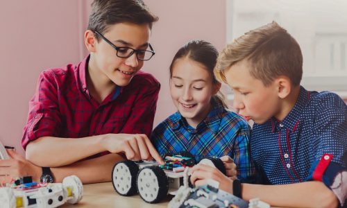 STEM για παιδιά: 7 λόγοι να ξεκινήσει το παιδί σας από μικρή ηλικία