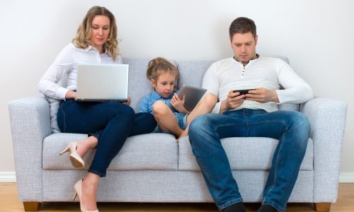Ψηφιακός εθισμός των γονιών - Υπάρχει;
