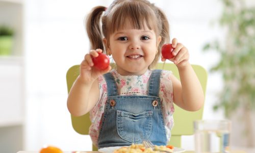 9 τροφές που προστατεύουν τα παιδιά από τις ιώσεις