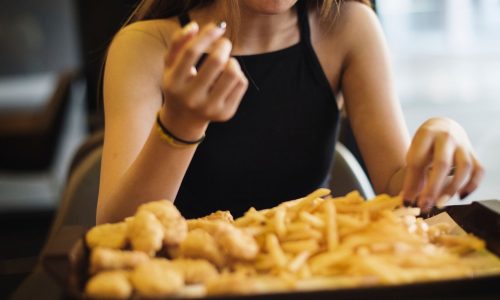 Εκτός από κοτομπουκιές: Εναλλακτικές πλούσιες σε πρωτεΐνες για επιλεκτικούς καταναλωτές